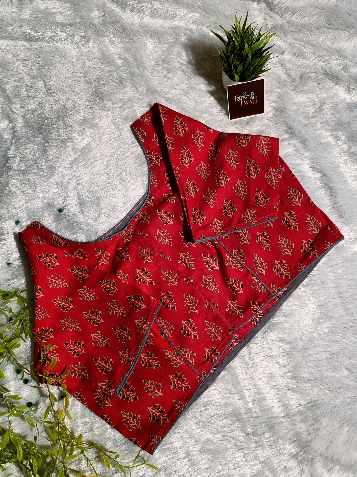 लाल शरद ऋतु का पत्ता